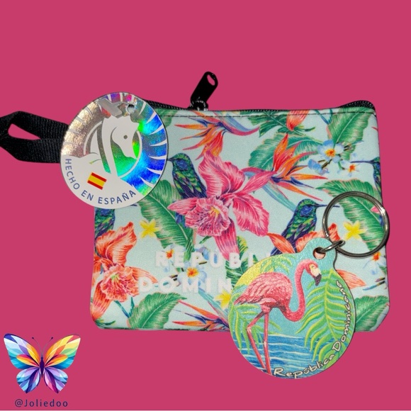 Stylook Handbags - Floral Print Wristlet with Flamingo Charm Key Chain from Republica Dominicana